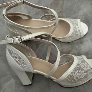 Platform , Bridal Shoes , Block Heel , high heels , criss cross  high heels , wedding shoes , Platform Bridal Shoes