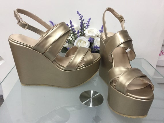 18 Cm Gold Color Very Comfortable Wedge Heel Engagement Shoes Wedding Shoes  - 136.36 € + KDV