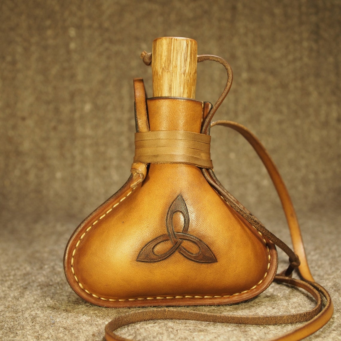 Handcrafted leather wineskin 160 ml Etsy