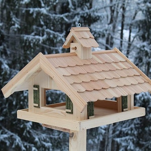 Vogelhaus mit Lärchenholzdach V87Ständer Holzschindeln Vogelhäuser Vogelfutterhaus Vogelhäuschen Bild 1