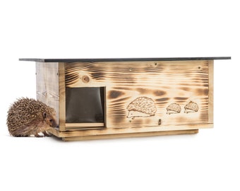 XXXL Premium Hedgehog House New Flamed (IG2) Hedgehog Hotel Hedgehog Hut Hedgehog Feeding House - Maison pour hérisson avec entrée labyrinthe et trappe à rats
