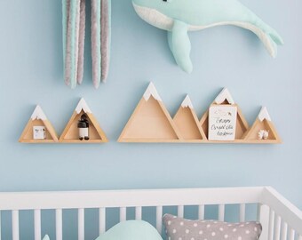 Ballena de peluche hecha a mano: decoración costera para habitación infantil (76 cm)