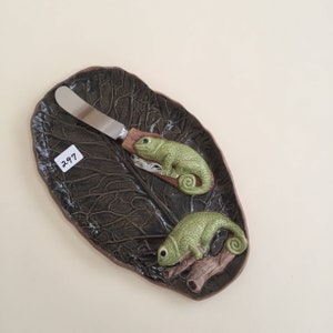 Iguana cheese plate and knife/spoon rest