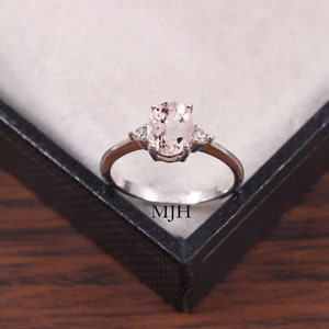 Natural Morganite ring, Vintage Morganite Ring, Engagement Ring, Pink Morganite Ring, Halo Ring , Sterling Silver Ring, Promise Ring
