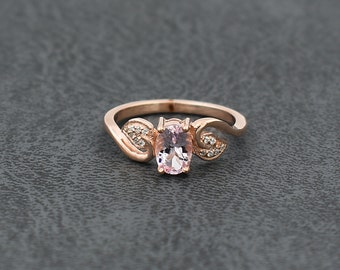 Natural Morganite ring, Vintage Morganite Ring, Engagement Ring, Oval Morganite Ring, Halo Ring, Promise Ring, Everyday Ring, Gift for Her