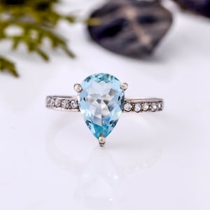 Natural Aquamarine Ring, Aquamarine Ring, Faceted Aquamarine, Engagement Ring, Pear Shape Ring, Solitaire Wedding Ring, March Birthstone