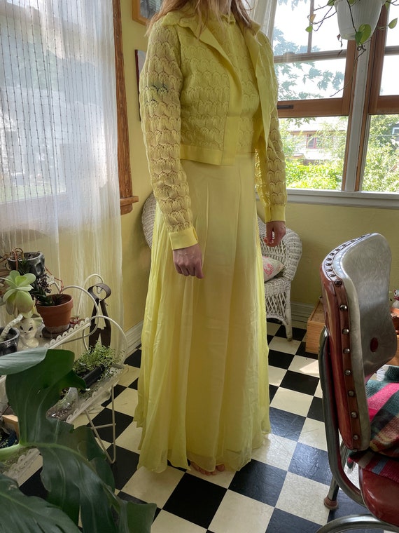 1970’s Sunny Yellow Vintage Maxi Dress with Crop Jack… Gem