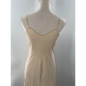 Vintage 50's 60's Beige Sexy Pin-Up Full Slip Chemise 31 Bust EVC image 6