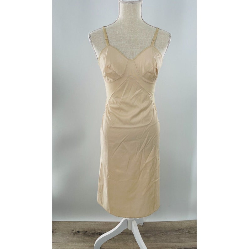 Vintage 50's 60's Beige Sexy Pin-Up Full Slip Chemise 31 Bust EVC image 3