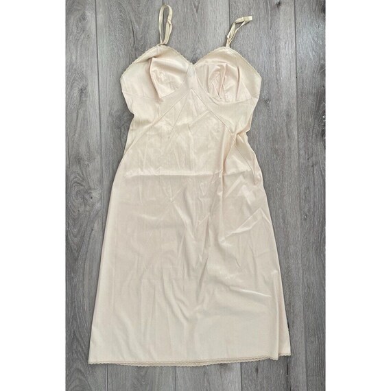 Vintage 50's 60's Beige Sexy Pin-Up Full Slip Che… - image 1