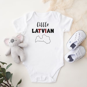 Little Latvian - Body bébé personnalisé carte de la Lettonie