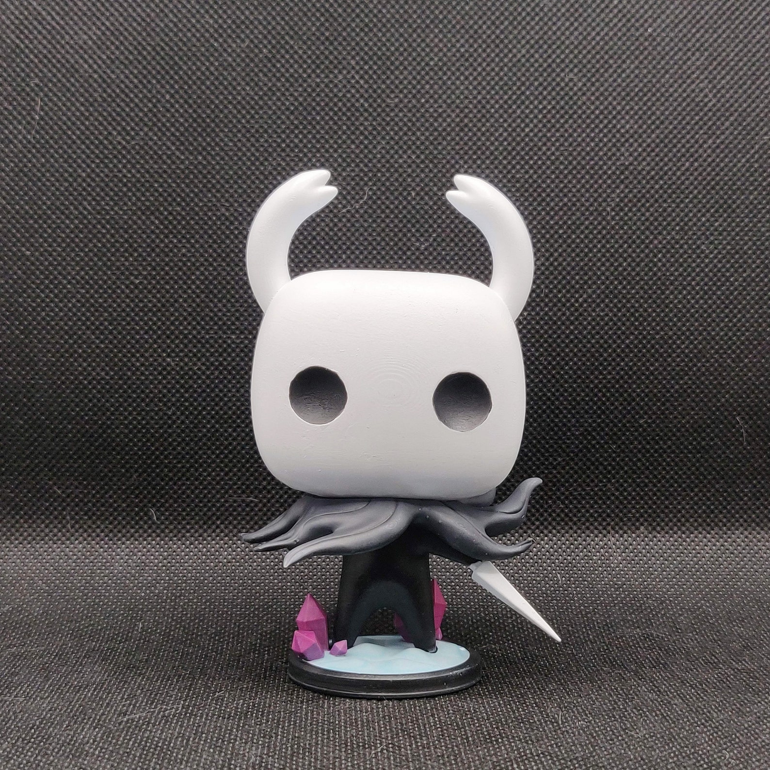 HOLLOW KNIGHT POP figure Hand painted unofficial miniature | Etsy