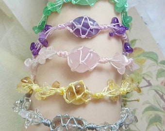 Fabriqué sur commande - Bracelet porte-pierres avec cordon tressé réglable de couleurs différentes, bracelet en pierres brutes de quartz naturel