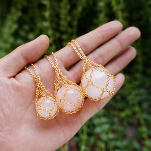 S/M/L Gold Color Necklace with Stone Cage Holder, for crystal stones, Quartz Raw Stone , Pendant necklace cord -Classic Design