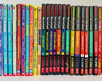 Set of 30 Goosebumps Books Give Yourself, Series 2000, Ghosts of Street, Official Collector's Caps Book, Slappy world, Most Wanted Horrorlan