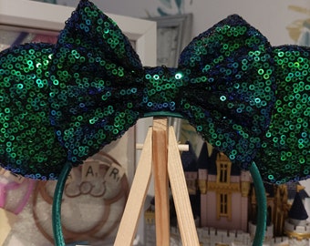 NWT Holiday sequins green Minnie Mouse ears Disney- Parks Emerald Green Sequins Ears Edition Minnie  main image 4