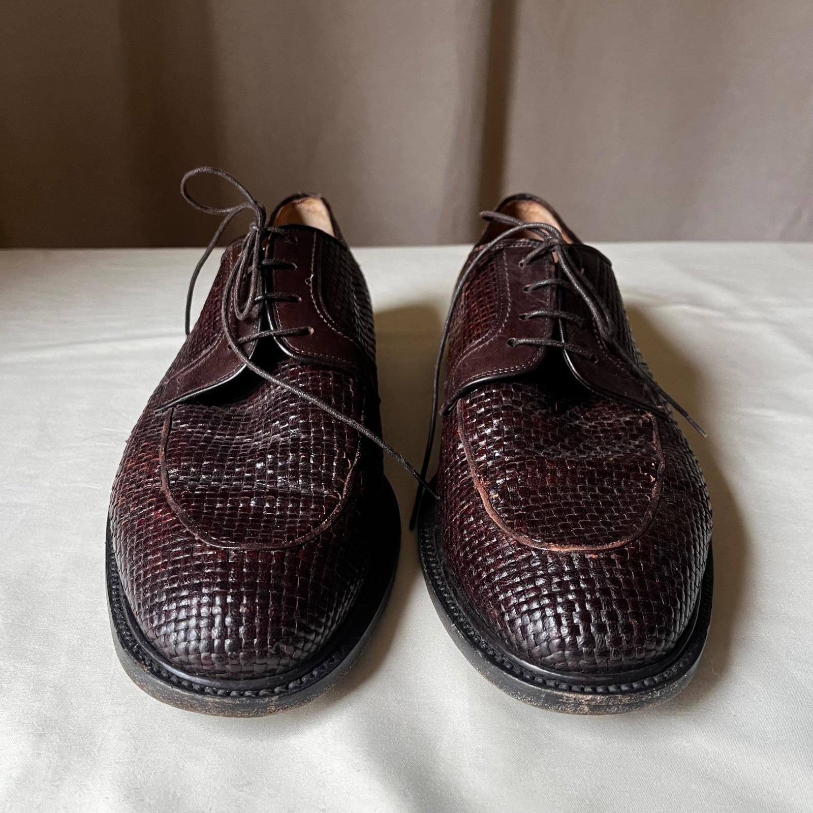 THE HAND CRAFTED WORLD OF VARDA Black Leather Loafers VARDA EMBOSSED LOAFERS & MOCCASINS FLATS-BLACK main image 2