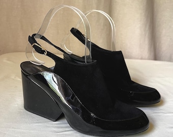 Robert Clergerie Paris Slingback-klackskor i mocka och lackat läder Frankrike 38