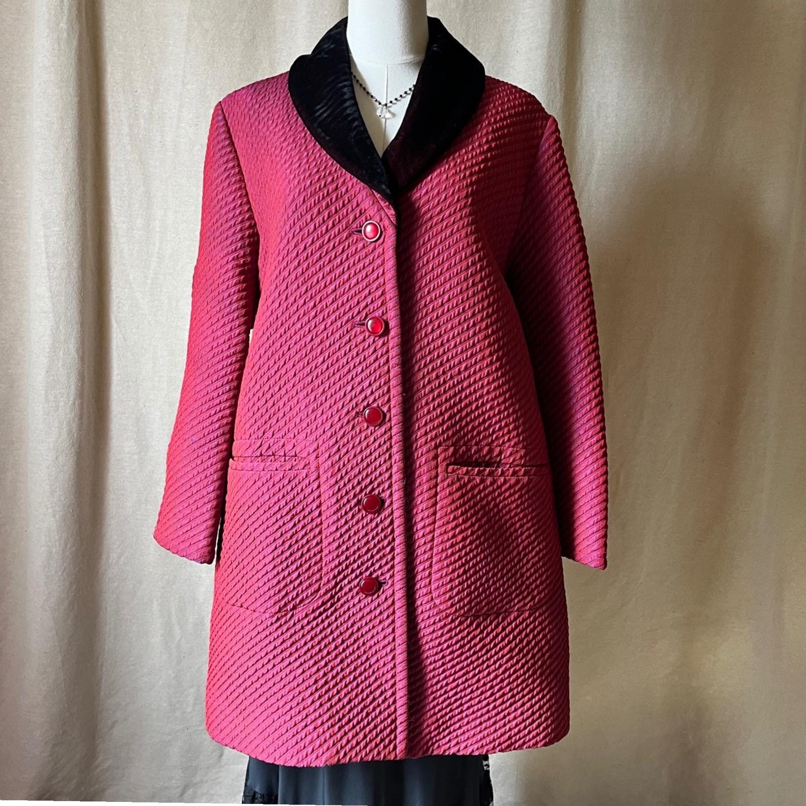 Givenchy, Vintage Givenchy Boutiques Fuchsia Quilted Velvet Collar Coat Sz 38 Japan