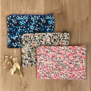 Trousse en liberty/ fleurie image 1