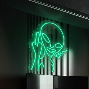 Green Alien Neon Signs LED Sign Alien Neon Lights for Wall Decor Shop Bar  Pub Man Cave ,Game Room Decor,Hip Hop Party Neon Signs For Green Wall