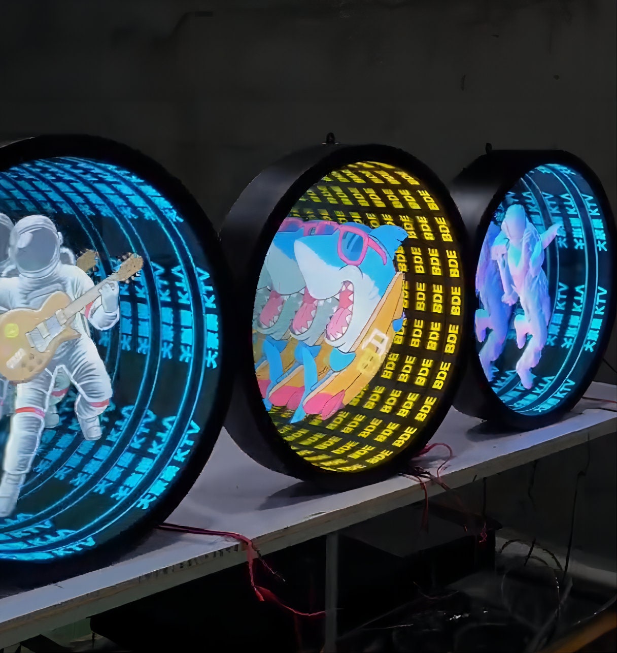 カスタムLEDインフィニティミラー、LED 3Dロゴサイン、ネオンミラー