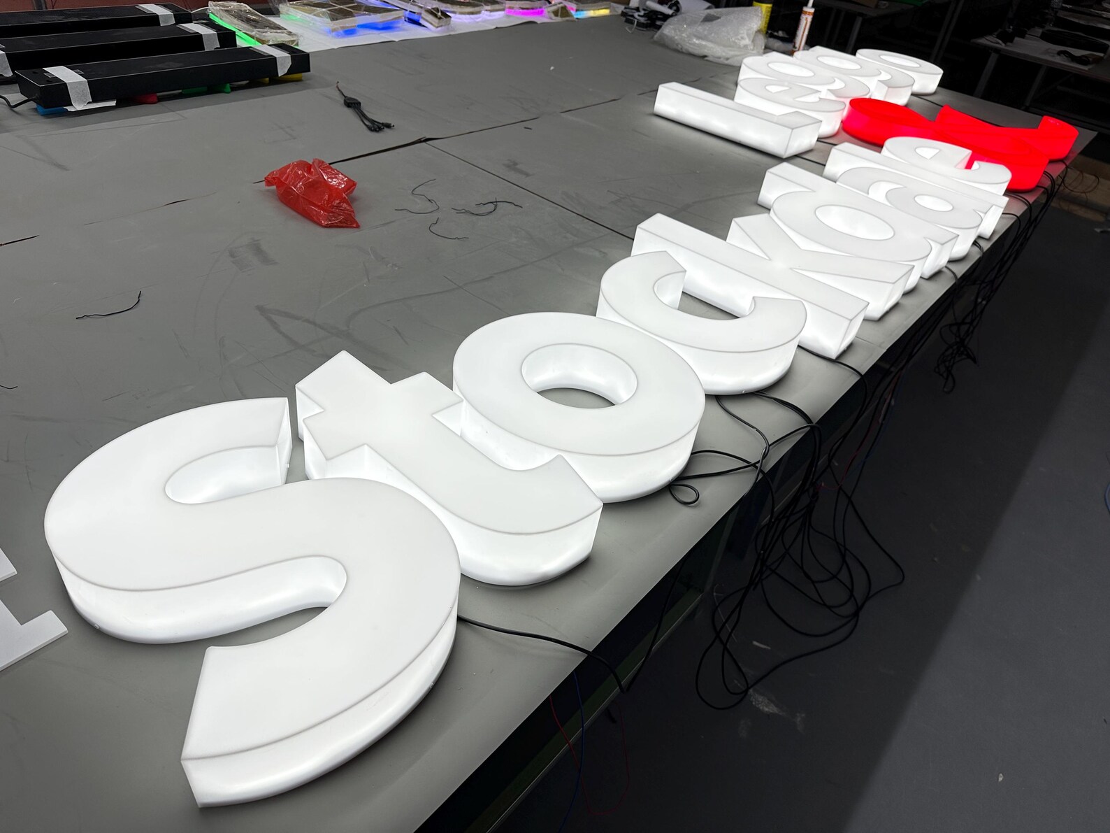 Custom LED Business Sign - 3D Illuminated Acrylic Letters - Waterproof ...