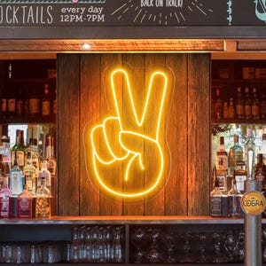 Neon Peace Sign Decor Finger Peace Sign Wall Sign Victory Gesture Neon Light Novelty Neon Wall Lights for Kids Home Party Holiday Decor