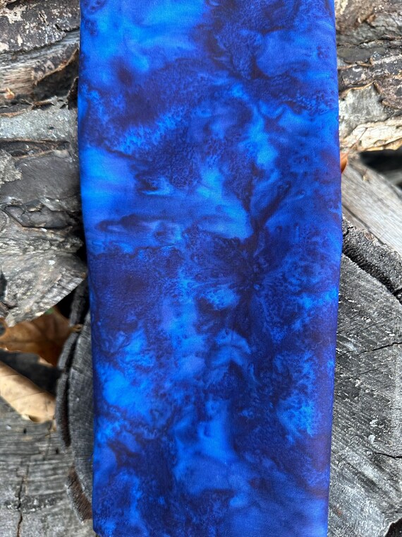 Hoffman Tahiti 1985-254 Watercolor Batik Cotton Fabric By The Half Yard