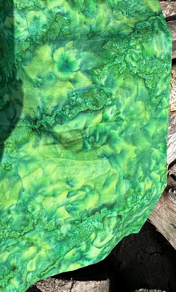 Aventurine/Green  Hoffman California 1985 Watercolor Batik -  by the Half Yard - 1895-237