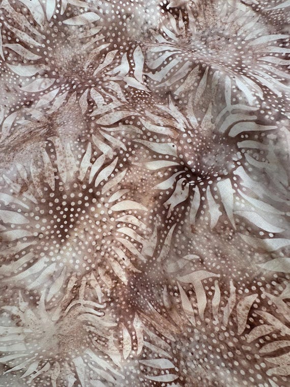 Hoffman Walnut Sunflower 1985 Watercolor Batik Fabric By The Half Yard