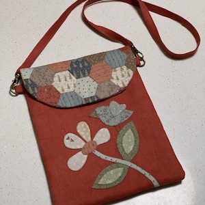 Patrón de mi bolso rojo tipo cartera de Birdhouse