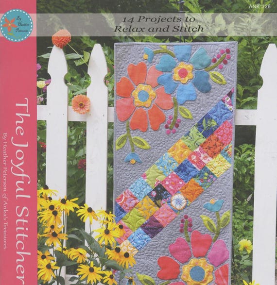 Joyful Stitcher: 14 Cotton & Wool Embroidery Projects (Paper Pattern)