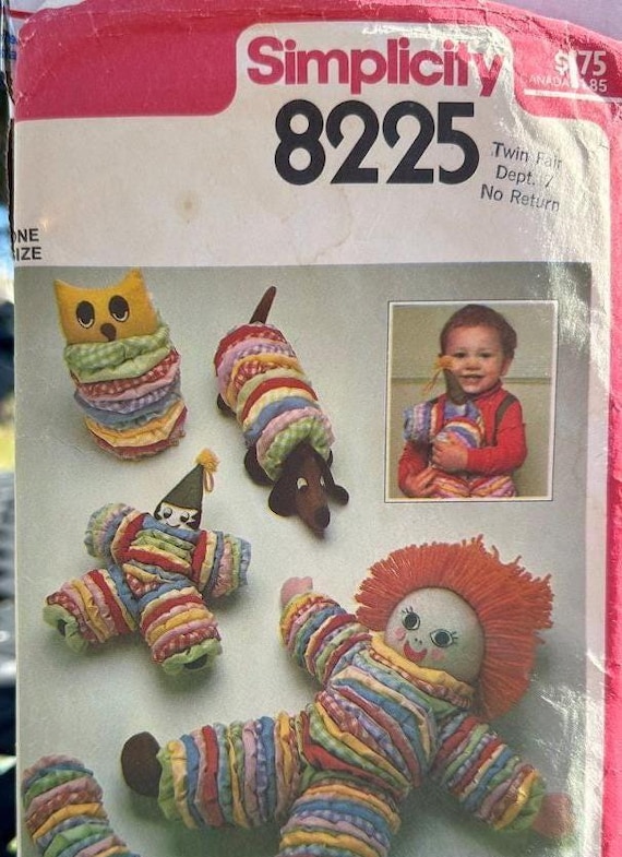 Simplicity 8225 Vintage Yoyo Stuffed Toy Dolls, Clown, Caterpillar, Dog, Owl, Uncut #N369