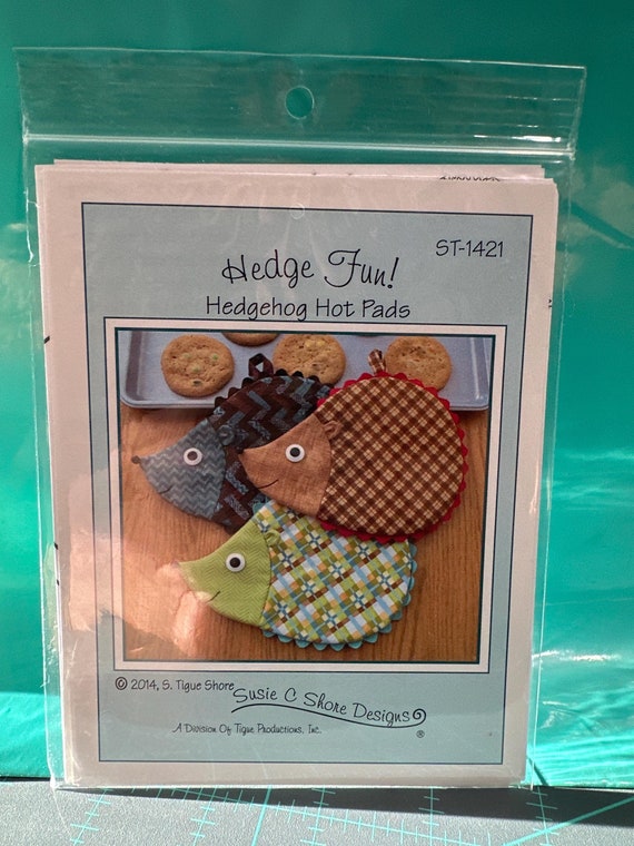 Hedgehog Hot Pads Pattern by Susie C. Shore Designs