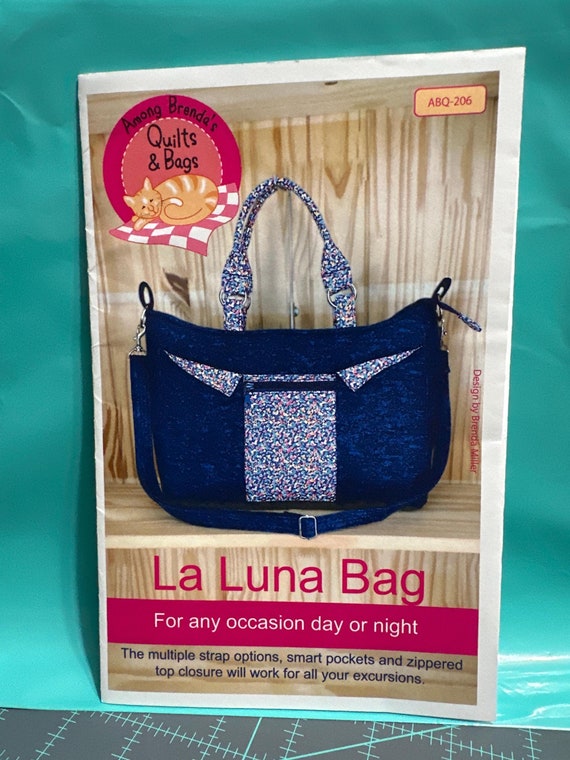 La Luna Bag Pattern: Zippered Tote with Pockets (Paper Pattern)