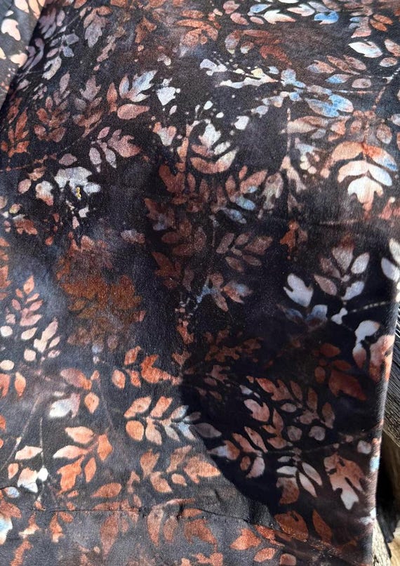 Umber/Small Leaves - Hoffman Batiks - W2581-89 -by the Half Yard