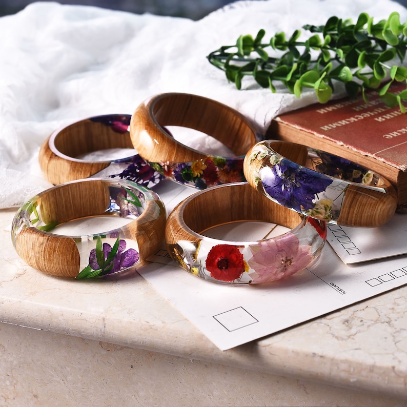Handmade Clear Eco-Friendly Resin Bracelet Angled Maple Wood Dried Bright Purple Red FlowersPlants Transparent Bangle JewelryByZinzile