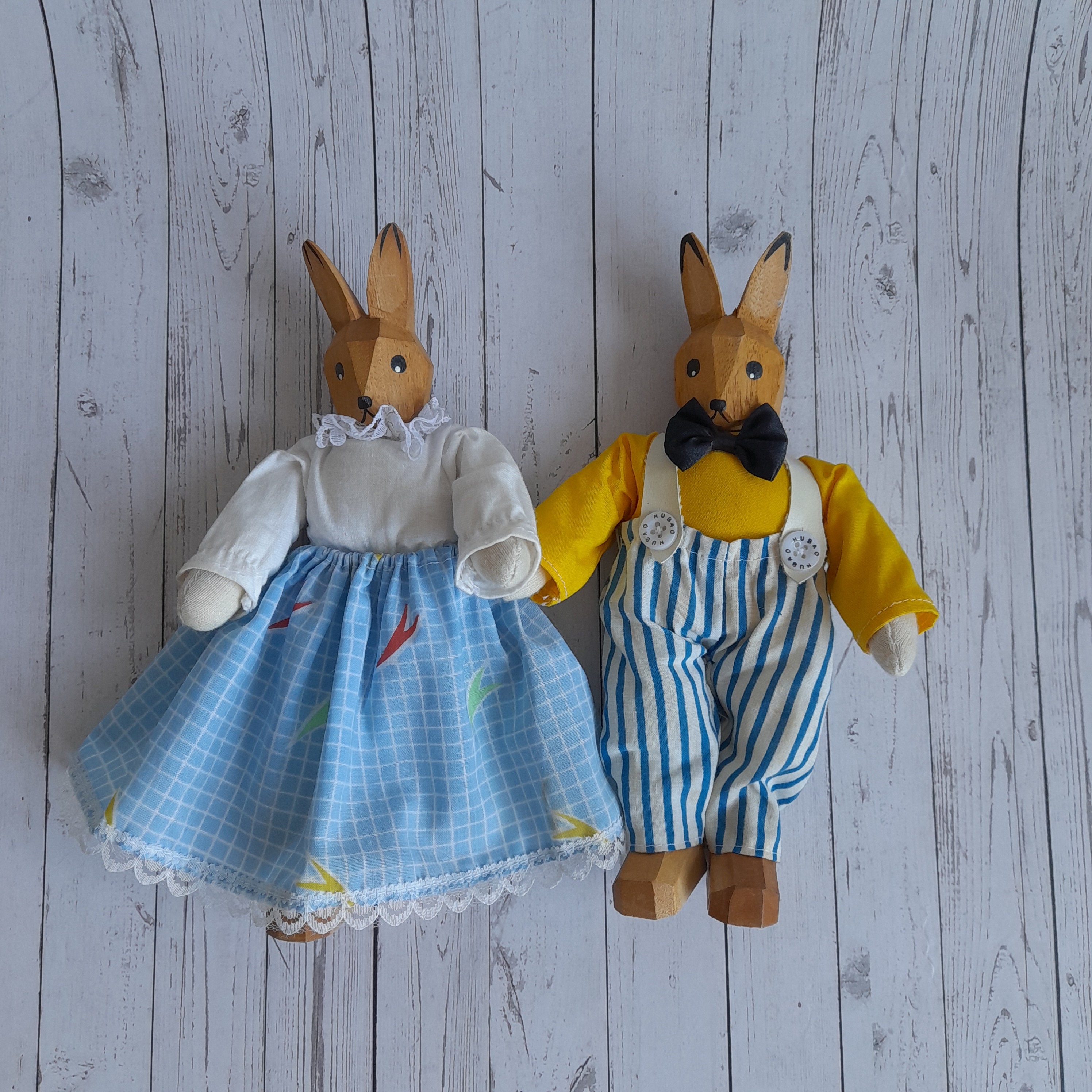 Vintage Lotte Sievers-Hahn Osterhasen aus Holz, handgeschnitzt