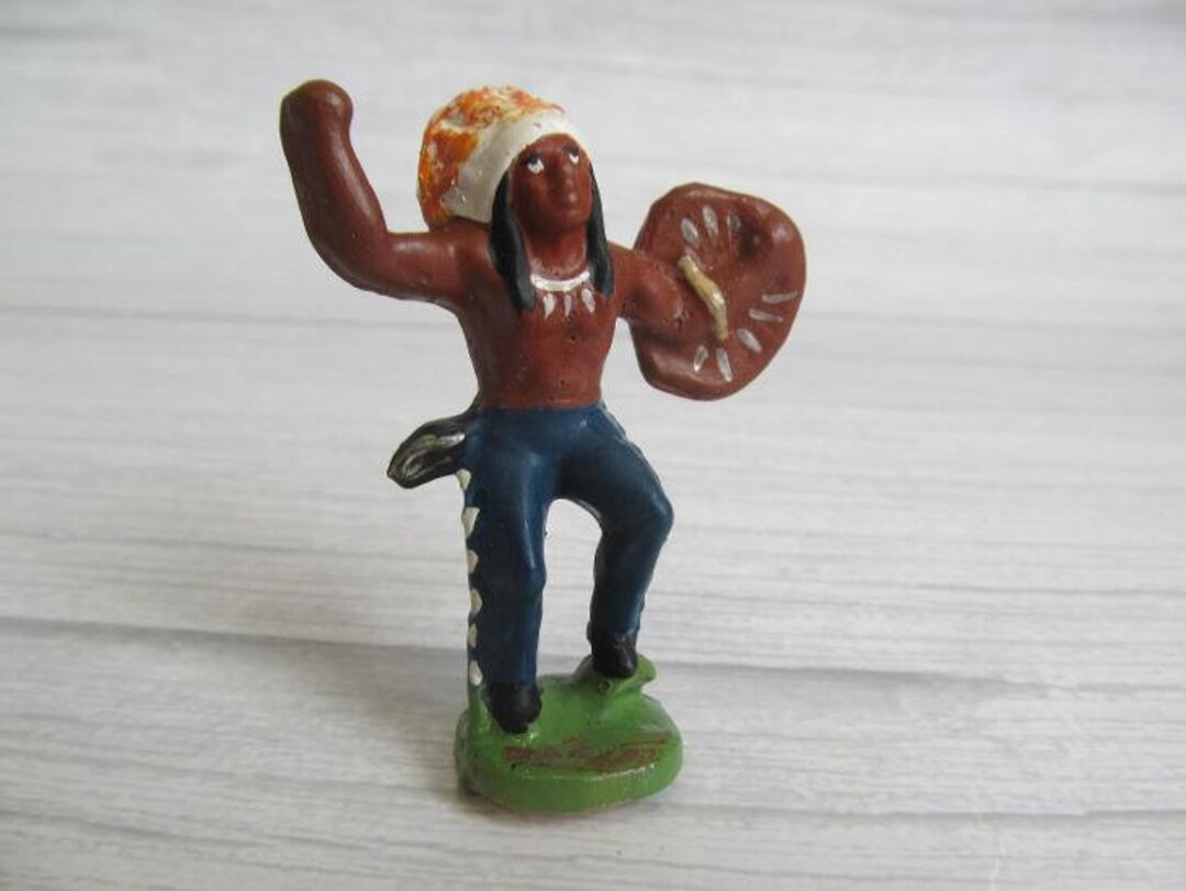 ドイツ ビンテージカウボーイ & インディアン フィギュア x4 フィギュア