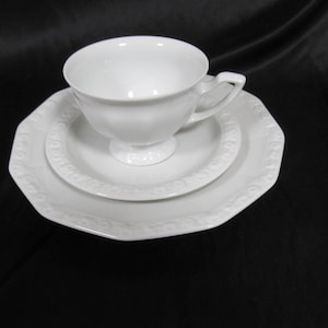 Vintage Rosenthal white Maria, Classic Rose, Classic Germany trio breakfast set, Germany porcelain, cup, saucer and plate set