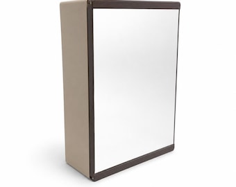 Armario de baño vintage Saphir GDR de los años 70, color beige y marrón, organizador estilo era espacial