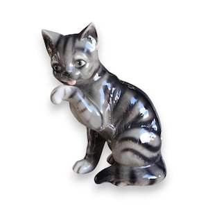 Goebel Cat Figurine Porcelain Multicolor Vintage German 1980s