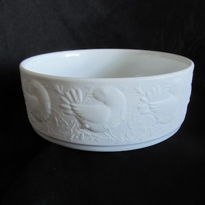 Vintage Bjorn Wiinblad biscuit Small Fantasy Bowl for Rosenthal, Vintage and Collectable German Porcelain