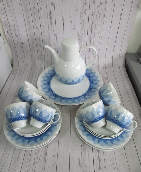 Vintage Rosenthal Blue Lotus Madras by Bjorn Wiinblad - Vintage 6