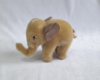 ヴィンテージ シュタイフ エレファント ぬいぐるみ：20世紀初頭の