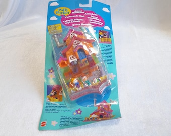 Polly Pocket Barclay's Cottage - Casa para perros de 1995 - Nueva en caja