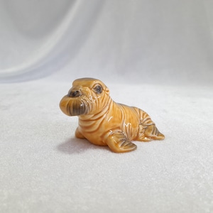 Vintage Goebel 36534 Walrus Figurine – West Germany Ceramic Animal – 1960s Collectible Sea Life Decor