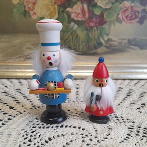 Vintage Сhef with tray and Santa Claus Smoker Incense Burner, hand painted decoration for Christmas, Erzgebirge Germany Toy