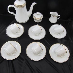 Vintage PMR Bavaria Jaeger & Co Germany 6 person Coffee/Tea set with gold decor, Vintage and Collectable German Porcelain